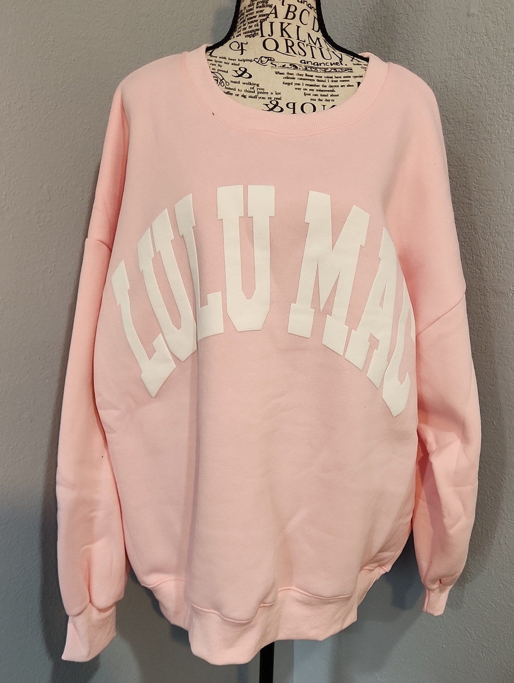 LULU MAC Soft Pink Pullover Sweatshirt.